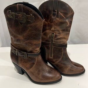 Dingo leather buckle heeled burnt tobacco brown leather cowboy boots size 7